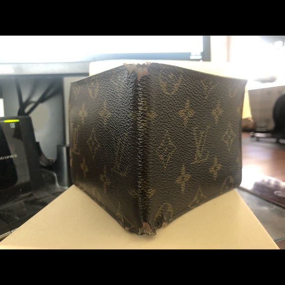 Men’s Louis Vuitton Multiple Wallet - Picture 6 of 7